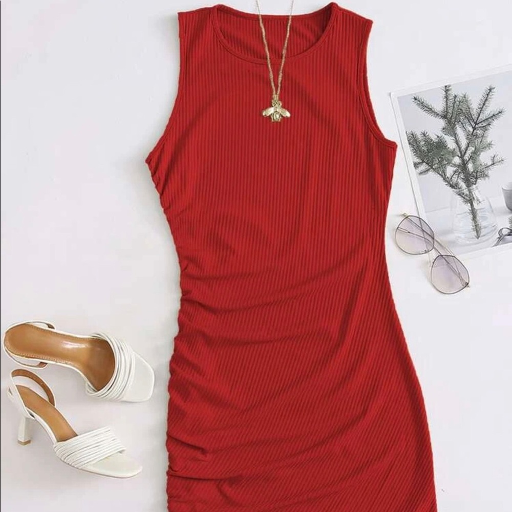 Drawstring Side Rib-knit bodycon dress